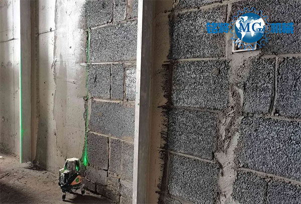 輕質抹灰石膏沖筋打點是怎么做的？